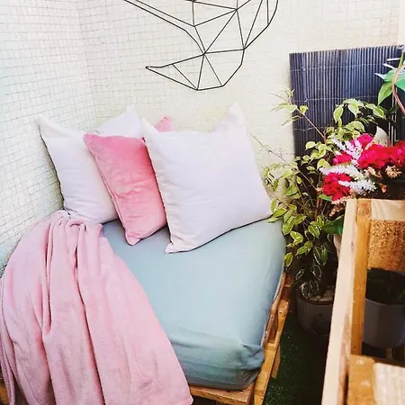 Sunshine Guest House Проживание в семье *